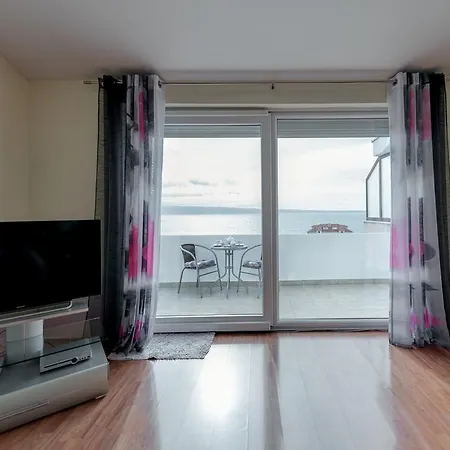 Triple Side Sea View *